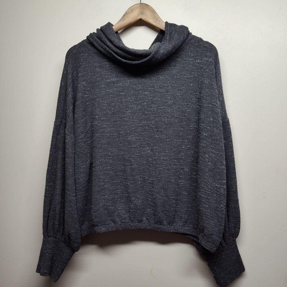 Express Light Sweater Women Size XL Gray Ribbed Cowl Neck